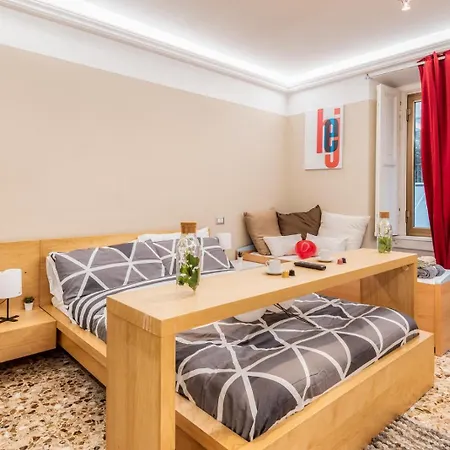 Apartamento Pt.venezia M1 In50m-duomo10'-stazione 9' Milán